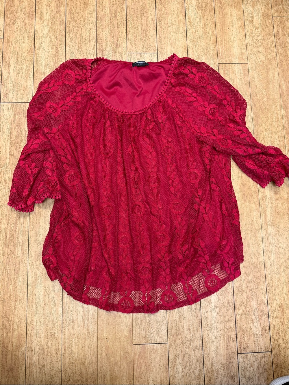Red Lace layered Women's Top - Elegant Scoop Neck-Liz Claiborne Career( 3X)
